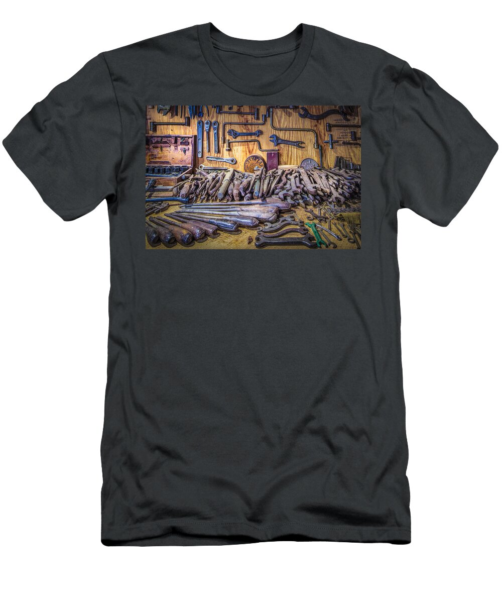 Wrenches Galore Debra and Dave Vanderlaan T-Shirt