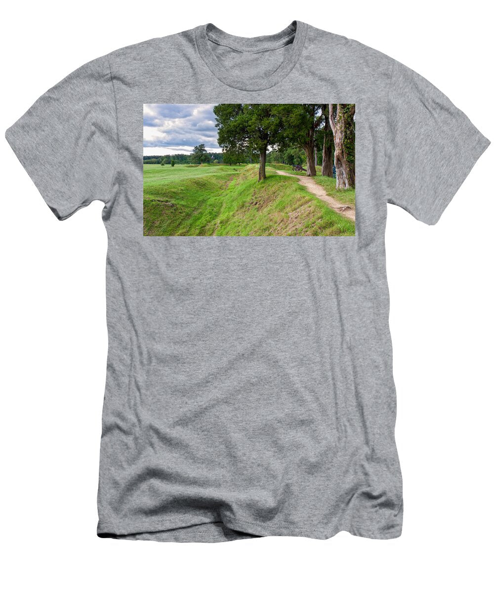 Yorktown Battlefield Earthworks John Bailey T-Shirt