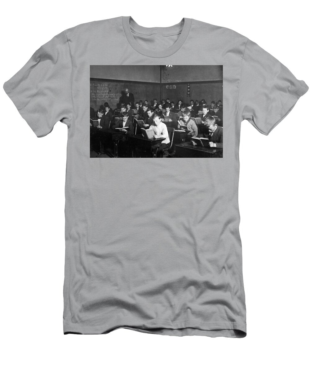 Young Students Reading in Classroom Boston 1909 War Is Hell Store T-Shirt