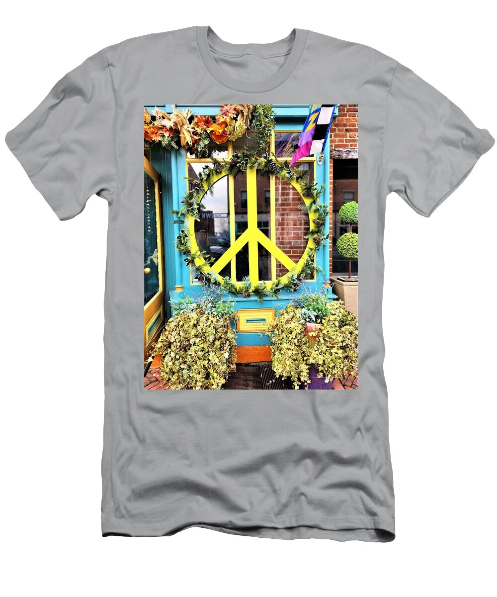 Zeldas Peace Louise Sams T-Shirt